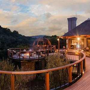 Shamwari Eagles Crag Lodge Port Elizabeth
